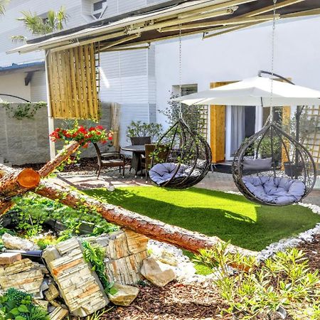 Ferrari Wellness Apartman Pardubice Luaran gambar