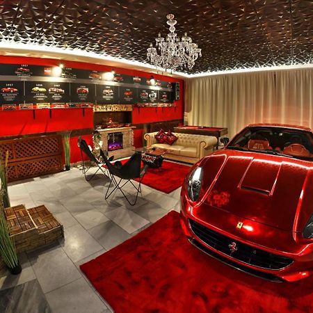 Ferrari Wellness Apartman Pardubice Luaran gambar